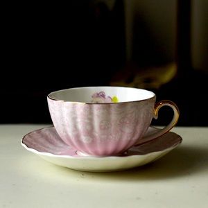 Jusalpha Teacup and Saucer Set - pink and gold
